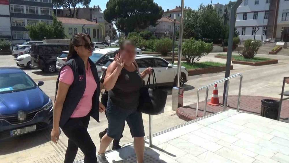 Polislere zorluk &ccedil;ıkarmıştı, adliyeye sakin girdi
