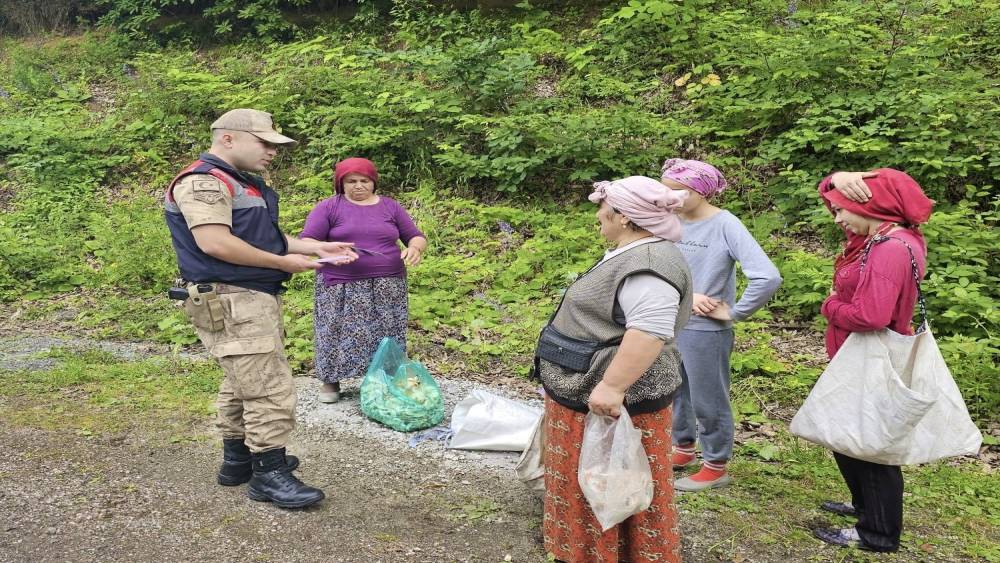Ordu&rsquo;da jandarmadan kadınlara KADES tanıtımı
