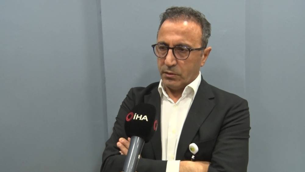 Uzmanından &ouml;n &ccedil;apraz bağ kopmaları i&ccedil;in &ouml;nemli uyarı: "Kendi kendine ge&ccedil;en bir durum değil, gen&ccedil; ve aktif hastalarda &ouml;ncelik ameliyat"
