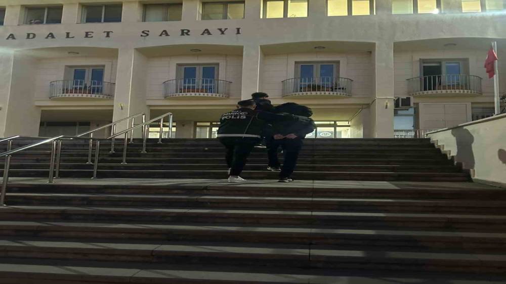 Bodrum&rsquo;da 8 kilogram uyuşturucu ele ge&ccedil;irildi
