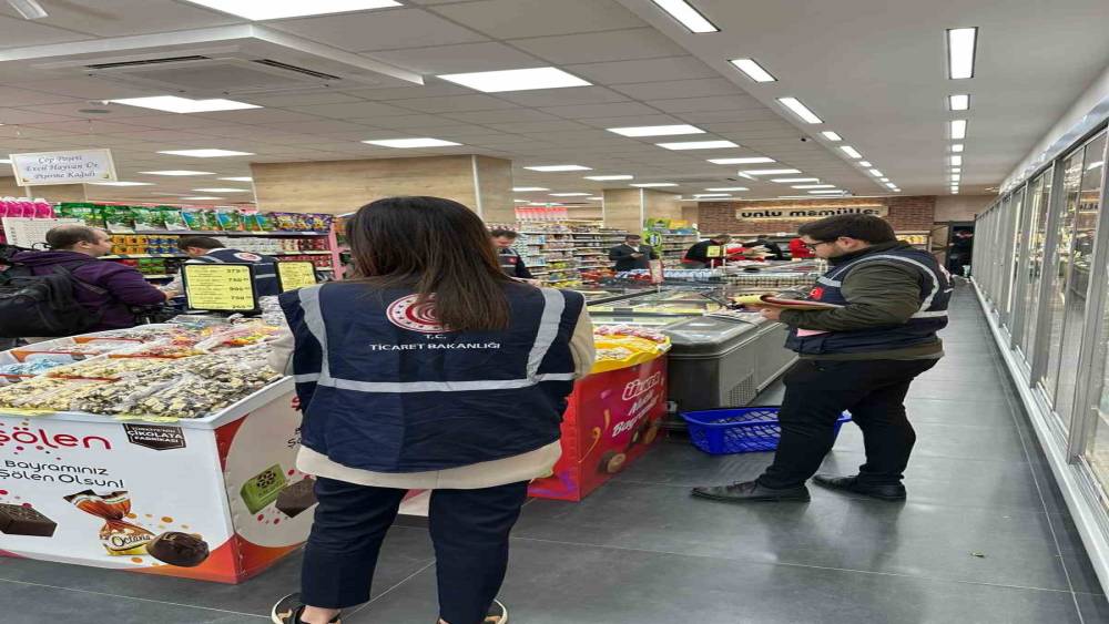 İzmir&rsquo;de fahiş fiyat uygulayanlara 9 milyon 500 bin lira ceza
