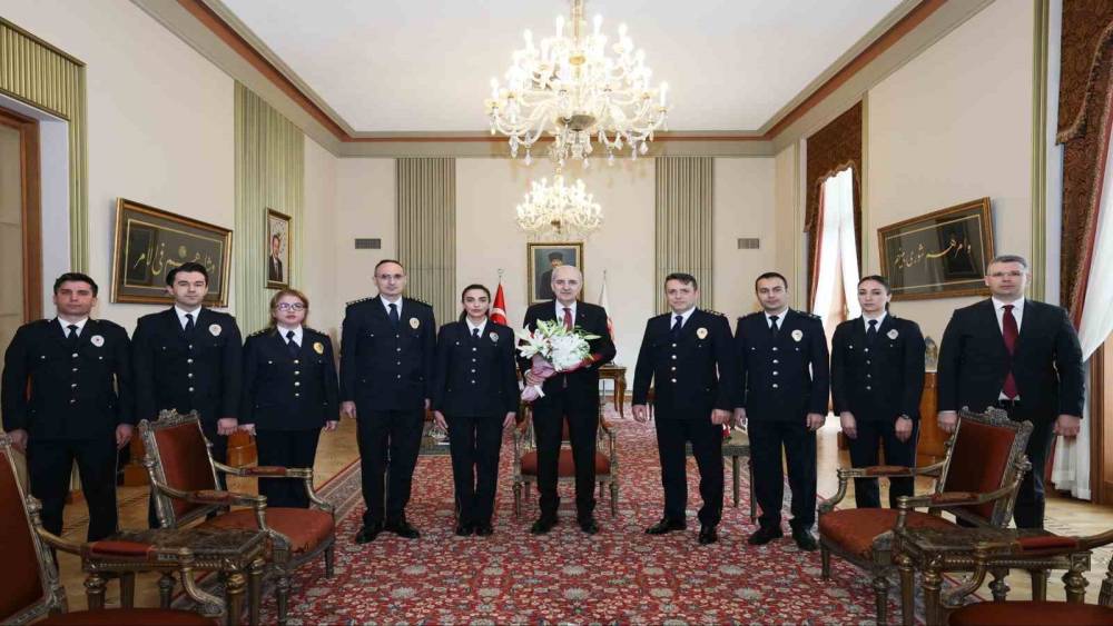 TBMM Başkanı Kurtulmuş, TBMM Koruma Daire Başkanı &Ccedil;elik ve emniyet mensuplarını kabul etti
