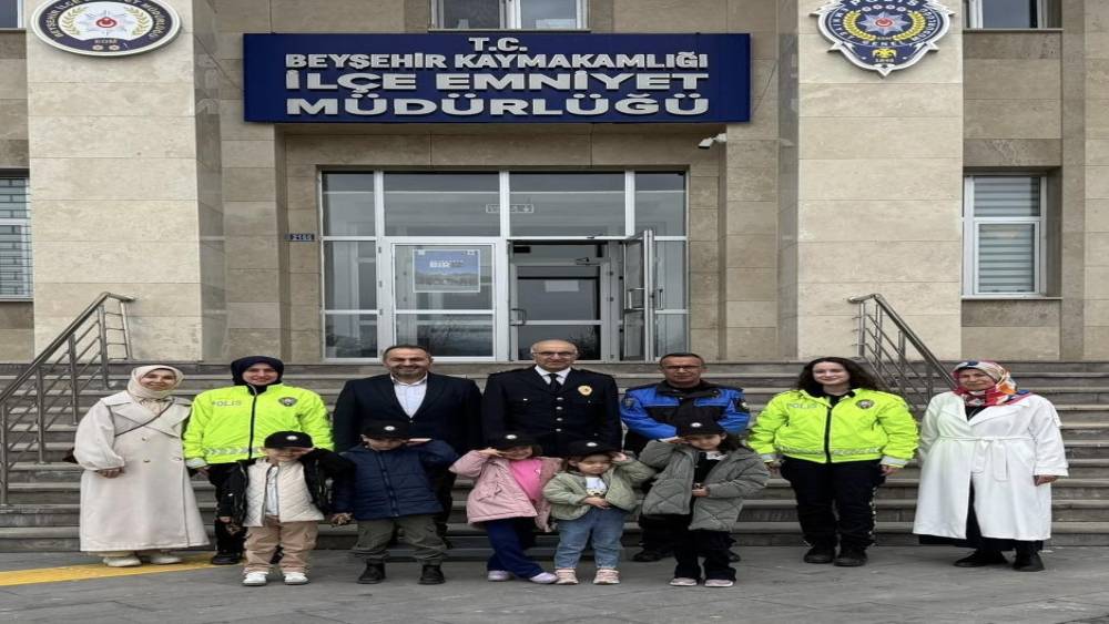 Minik &ouml;ğrencilerden Beyşehir Emniyetine s&uuml;rpriz
