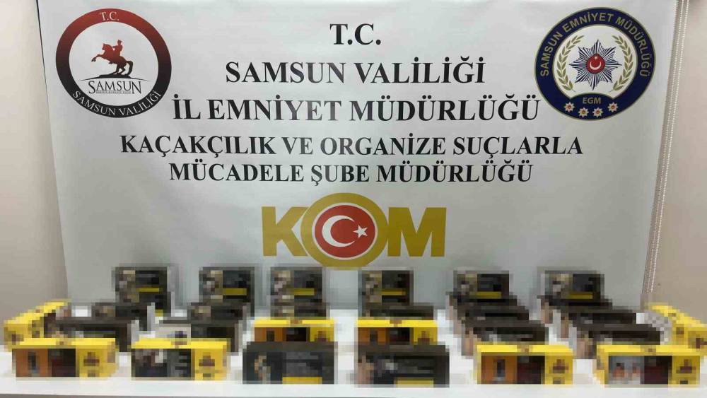 İlkadım&rsquo;da iş yerine ka&ccedil;ak sigara baskını
