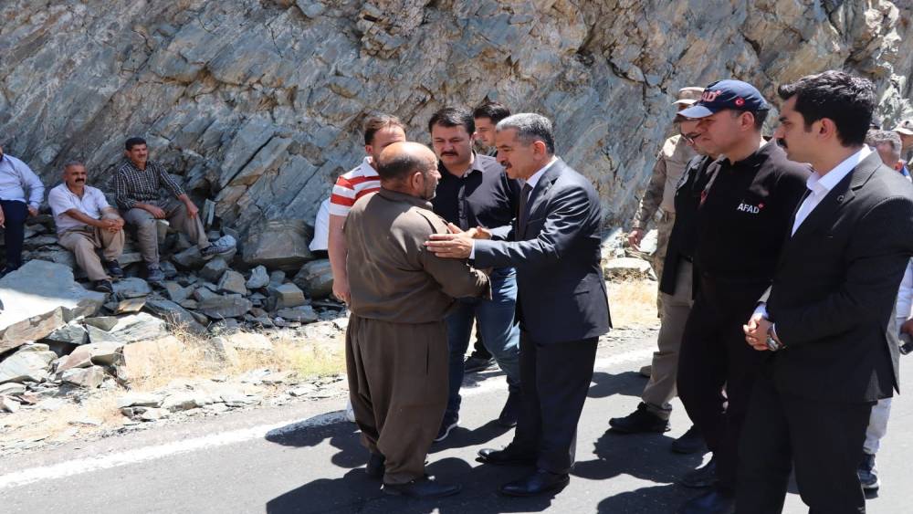 Vali Ekici, Habur &Ccedil;ayı&rsquo;ndaki arama &ccedil;alışmalarını yerinde inceledi
