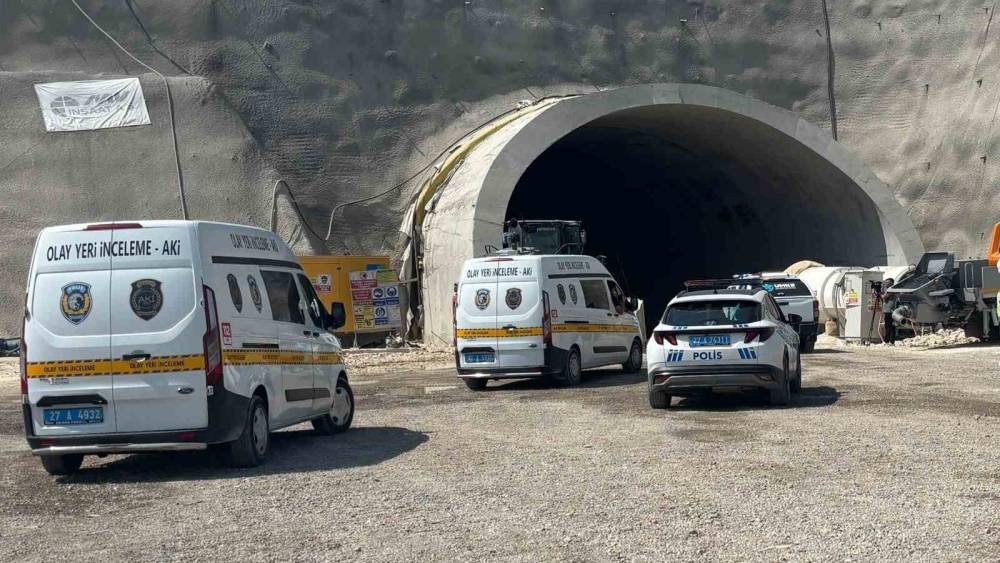 Gaziantep D&uuml;l&uuml;k T&uuml;neli&rsquo;ndeki iş kazasıyla ilgili 3 kişi g&ouml;zaltına alındı
