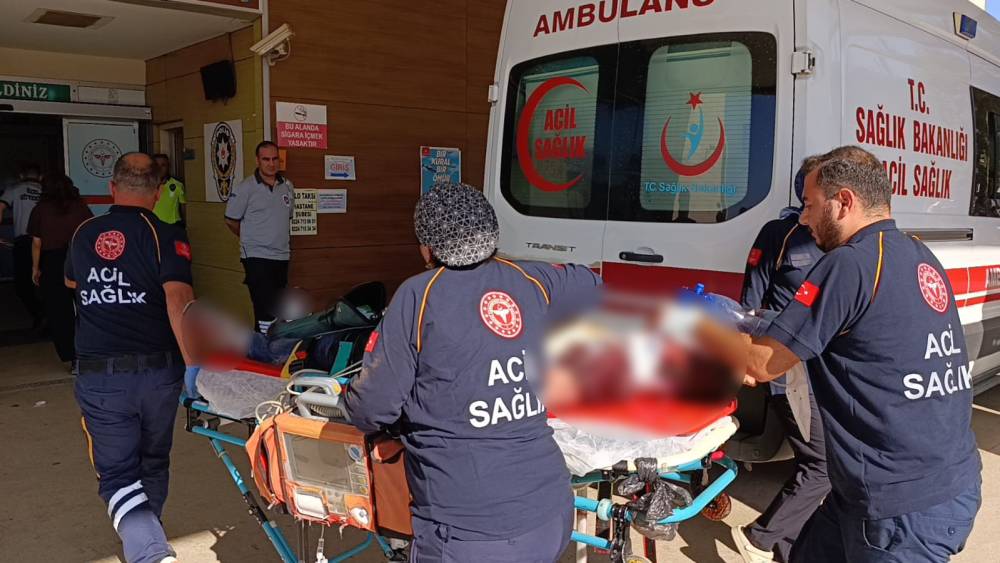 Başı makineye sıkışan iş&ccedil;i kaldırıldığı hastanede hayatını kaybetti
