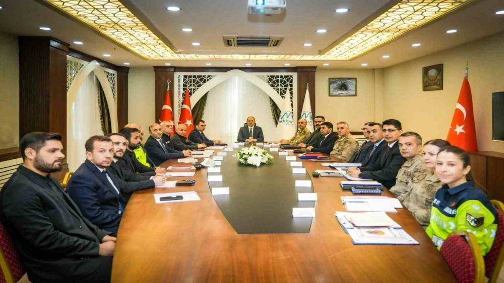 Hakkari&rsquo;de 805 aranan kişi yakalandı
