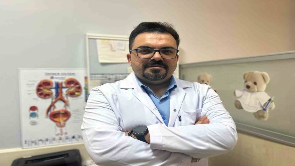 &Uuml;roloji Uzmanı Dr. Şığva: "Taş hastalığı b&ouml;brek kaybına yol a&ccedil;ıyor"
