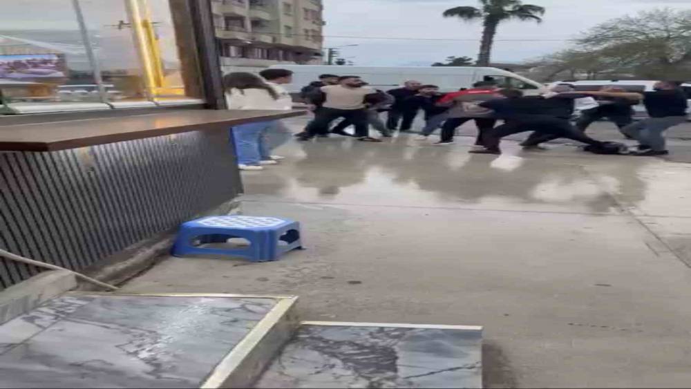 Mardinde iki grup arasında kavgada: 1 yaralı
