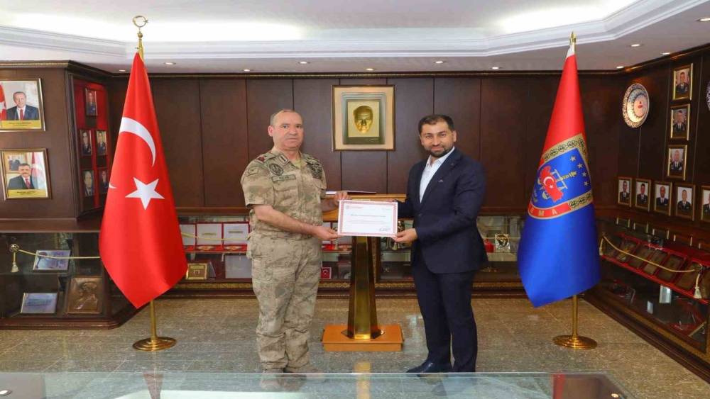 Bilecik İl Jandarma Eğitim Komutanlığı en y&uuml;ksek puanla belge aldı

