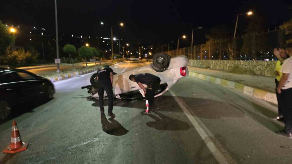 Van&rsquo;da trafik kazası: 2 yaralı
