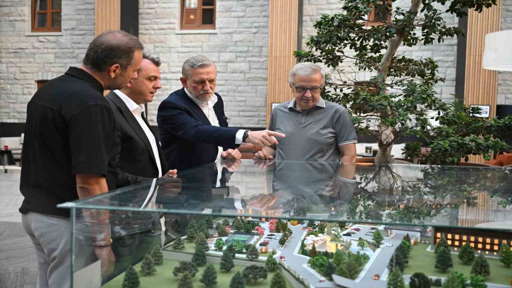 Uludağ&rsquo;daki Cumhuriyetin simge yapısı, k&uuml;resel eğitim merkezine d&ouml;n&uuml;şt&uuml;
