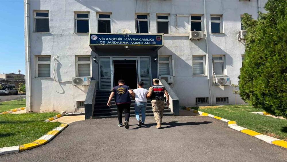 Şanlıurfa&rsquo;da 7 yıl kesinleşmiş hapis cezası bulunan hırsız yakalandı
