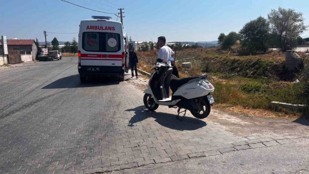Motosiklet takla attı, s&uuml;r&uuml;c&uuml;s&uuml; yaralandı
