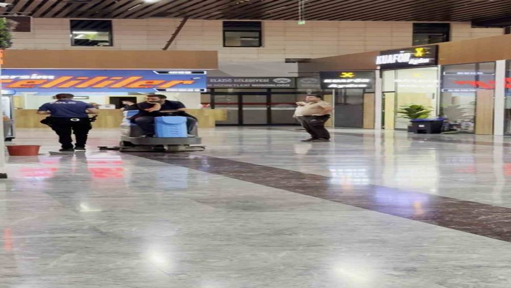 Elazığ&rsquo;da silahlı kavga: 1 yaralı
