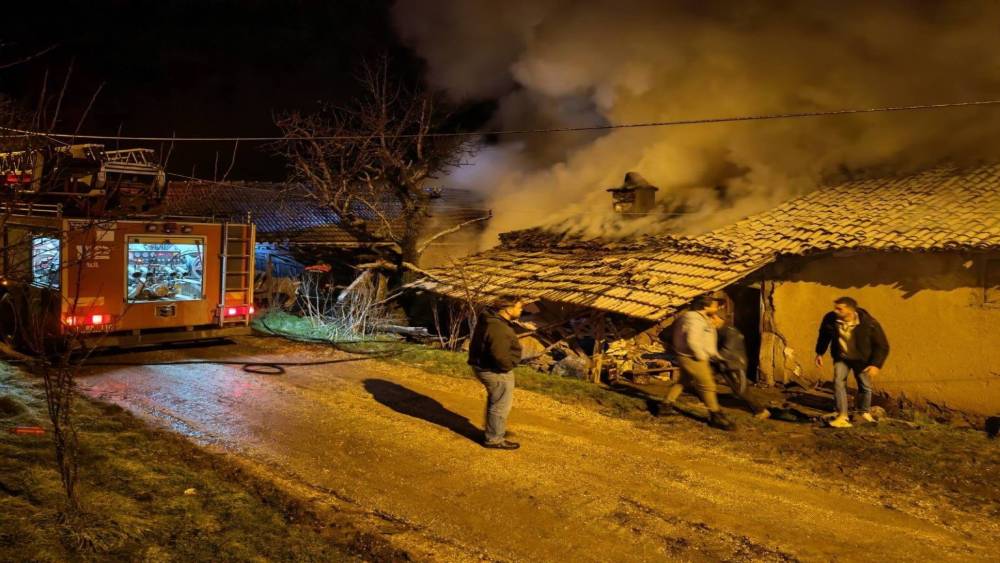 Bilecik&rsquo;te baca yangını korkuttu
