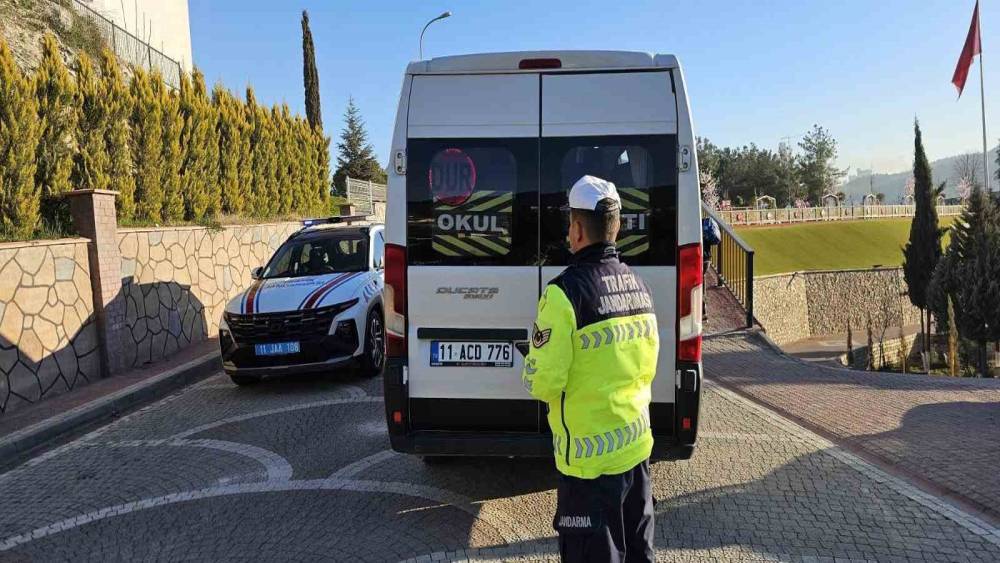 Bilecik&rsquo;te okul servis ara&ccedil;ları denetlendi
