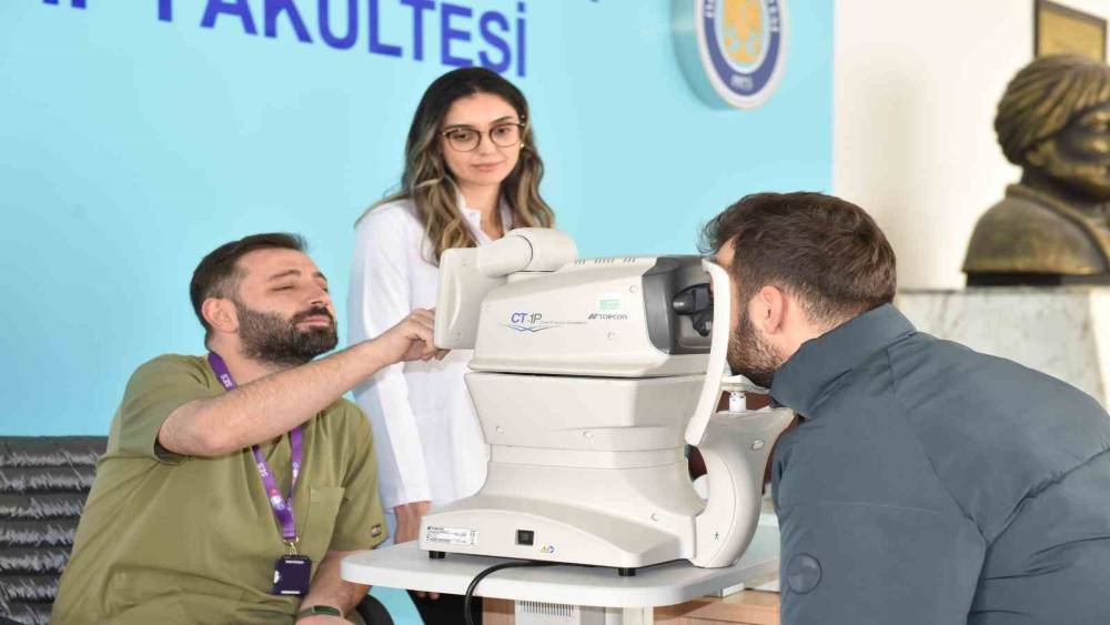 D&uuml;nya Glokom G&uuml;n&uuml;nde &uuml;cretsiz g&ouml;z tansiyonu &ouml;l&ccedil;&uuml;m&uuml; yapıldı
