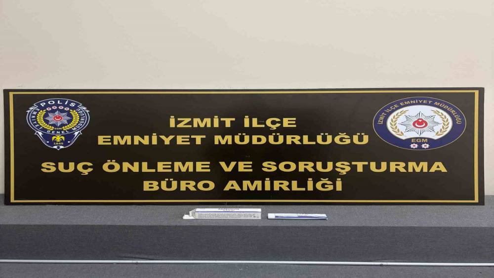 Yaşlıları romatizma kremiyle dolandırdı
