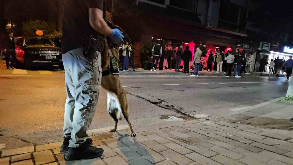 İstanbul&rsquo;da 2 eğlence mekanında daha uyuşturucu operasyonu: &Uuml;nl&uuml; isimler g&ouml;zaltında
