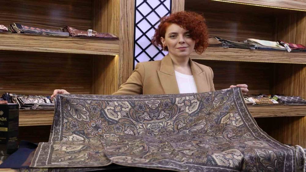 Anadolu&rsquo;nun sembolleri eşarplarda dile geliyor
