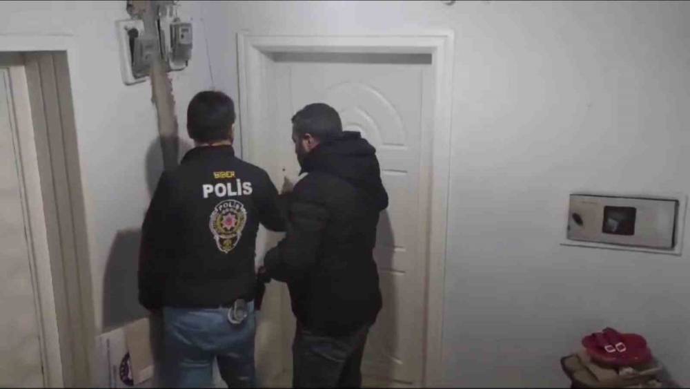 Diyarbakır merkezli 8 ilde &rsquo;bungalov dolandırıcılığı&rsquo; operasyonu: 210 milyon liralık vurgun
