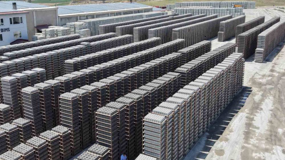 Bitlis&rsquo;in beyaz hazinesi milyarlarca liralık değer &uuml;retiyor
