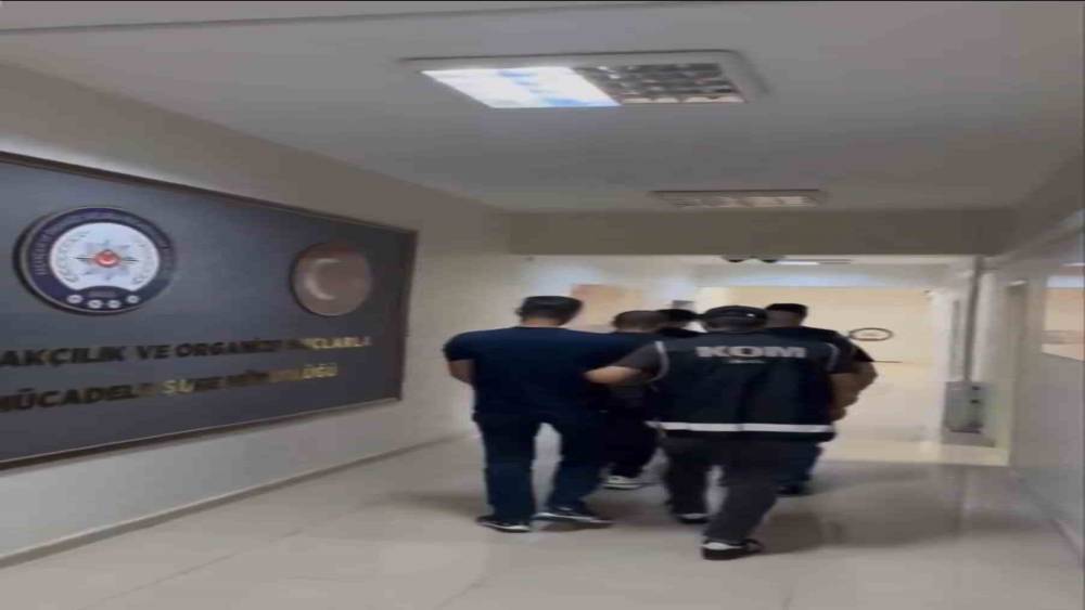 Bing&ouml;l merkezli dolandırıcılık operasyonu: 2 tutuklama
