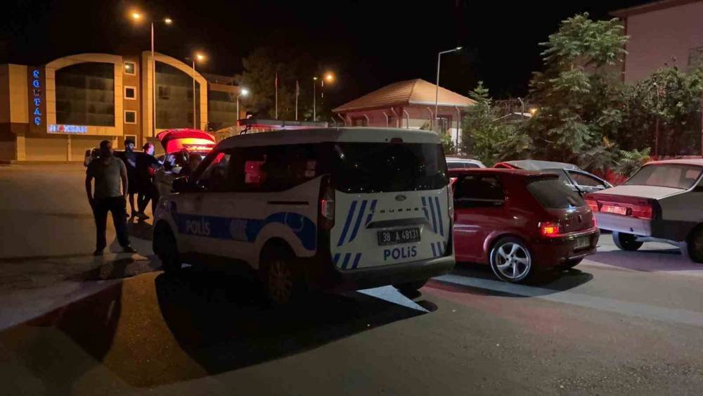 Kayseri&rsquo;de &rsquo;dur&rsquo; ihtarına uymayan alkoll&uuml; s&uuml;r&uuml;c&uuml;ye 225 bin TL ceza
