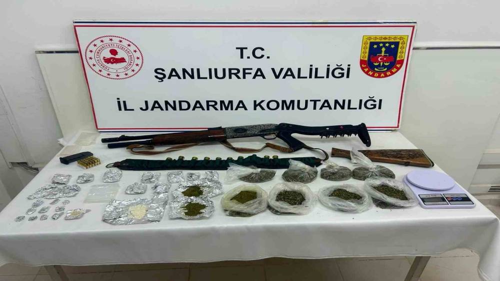 Suru&ccedil;&rsquo;ta uyuşturucu operasyonu: 1 g&ouml;zaltı
