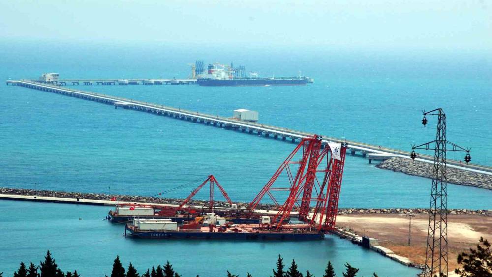 Ceyhan, T&uuml;rkiye&rsquo;nin enerji ve sanayi geleceğinde stratejik merkez olacak
