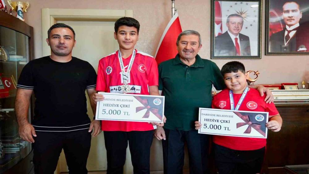 Darendeli gen&ccedil; sporcuların başarısı gururlandırdı
