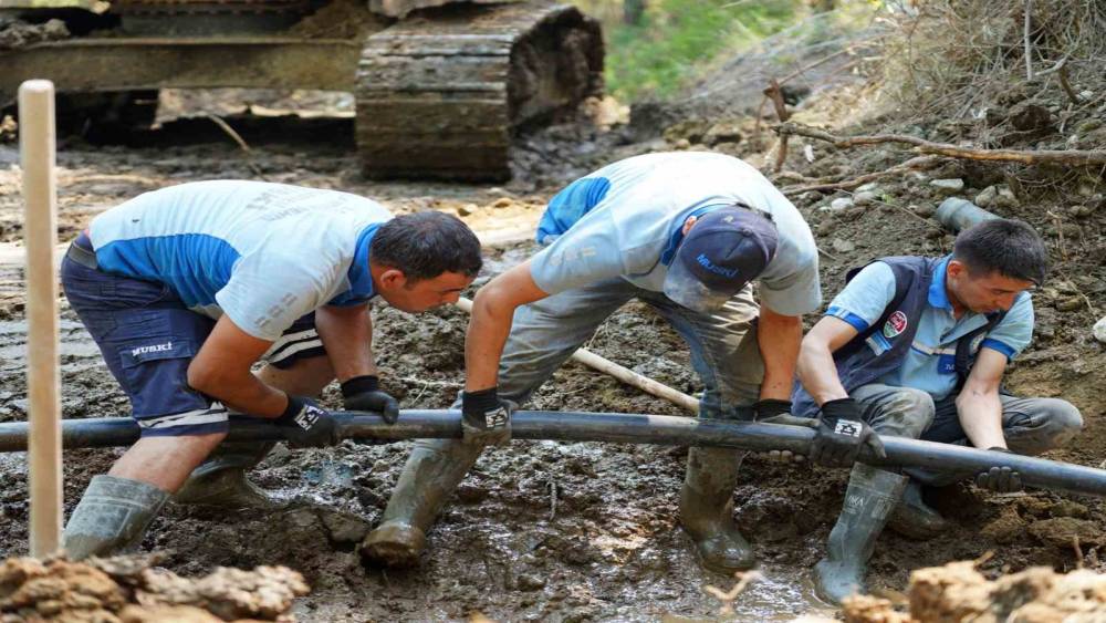Seydikemer Zorlar&rsquo;ın su kesintisi ve basın&ccedil; sıkıntısı gideriliyor
