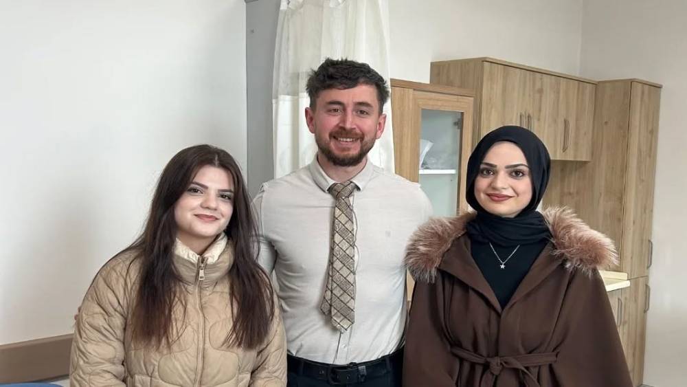 Bayburt Devlet Hastanesinde aşırı el terlemesine cerrahi m&uuml;dahale
