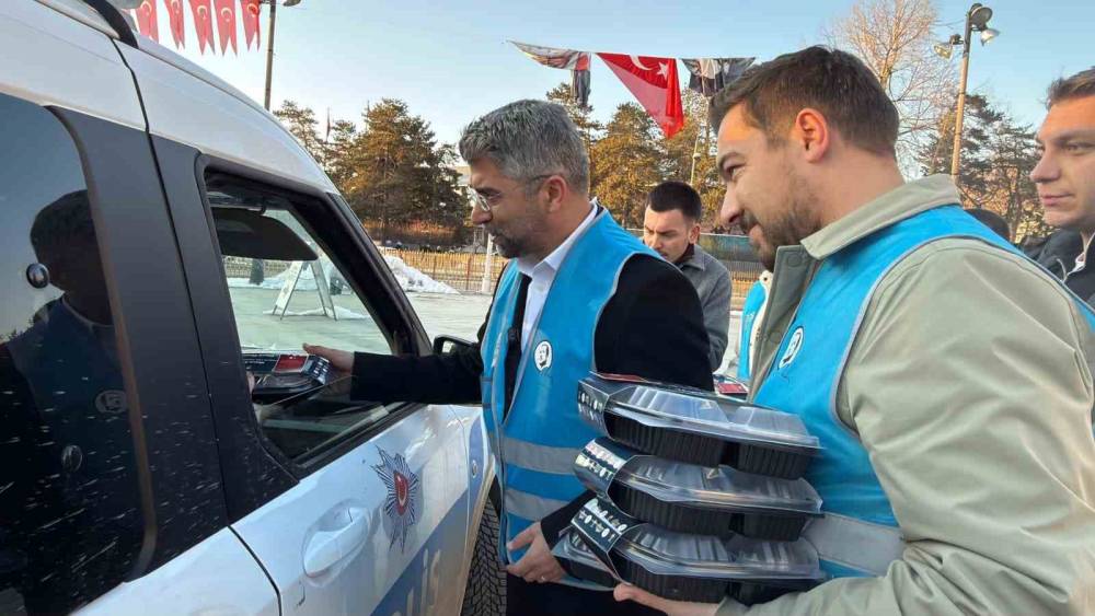 AK Gen&ccedil;lik Erzurum&rsquo;dan, Ramazan boyunca yoğun program
