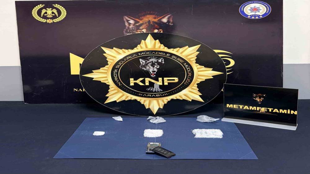 Karab&uuml;k&rsquo;teki uyuşturucu operasyonlarında 5 kişi tutuklandı
