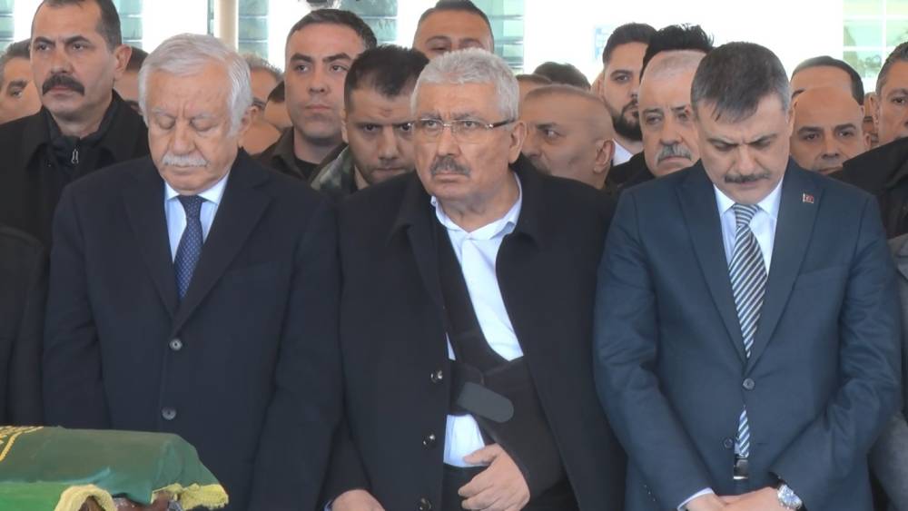 MHP Genel Başkan Yardımcısı Yal&ccedil;ın&rsquo;ın annesi son yolculuğuna uğurlandı
