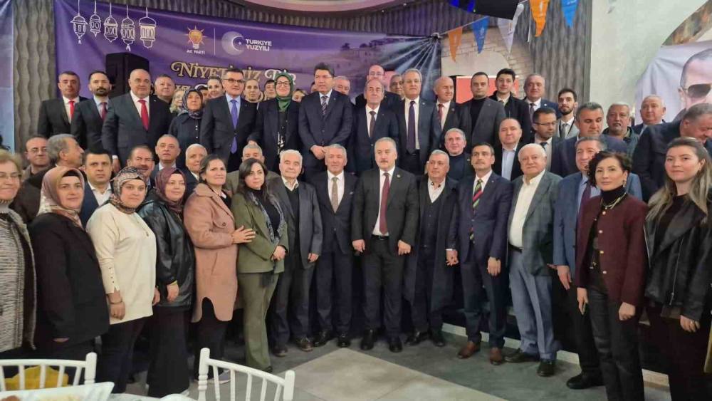 Eski Adalet Bakanı Tun&ccedil;: "Son 23 yılda ter&ouml;rizme neden olan t&uuml;m unsurları ortadan kaldırdık"
