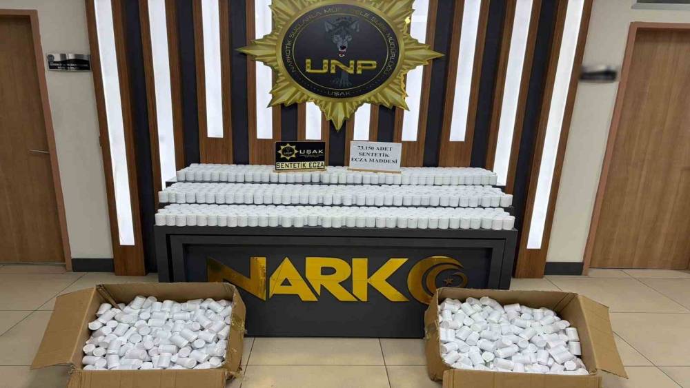 Uşak&rsquo;ta uyuşturucu operasyonu: 3 tutuklama
