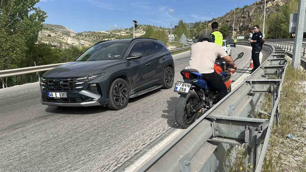 Burdur&rsquo;da motosiklet kazası: 1 yaralı
