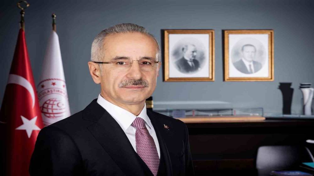 Ulaştırma ve Altyapı Bakanı Uraloğlu 15 Temmuz gecesi yaşadıklarını anlattı
