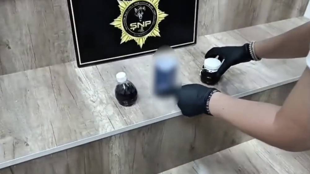 Siverek&rsquo;te pet şişe d&uuml;zeneğinde uyuşturucu ele ge&ccedil;irildi: 2 g&ouml;zaltı
