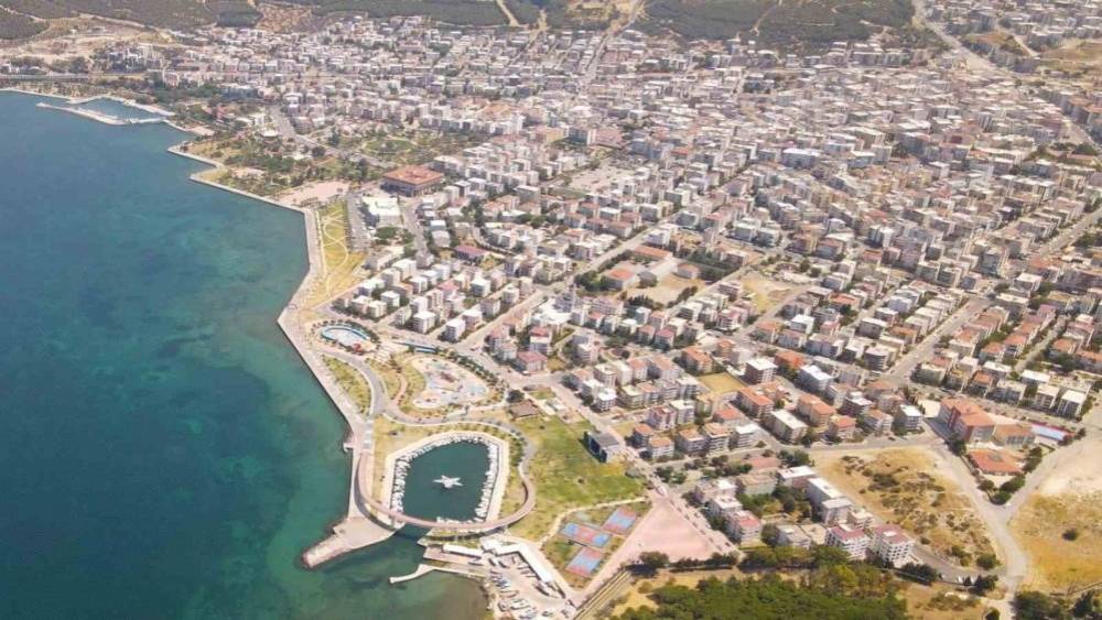 İzmir&rsquo;de konut satışları y&uuml;zde 18,8 d&uuml;şt&uuml;
