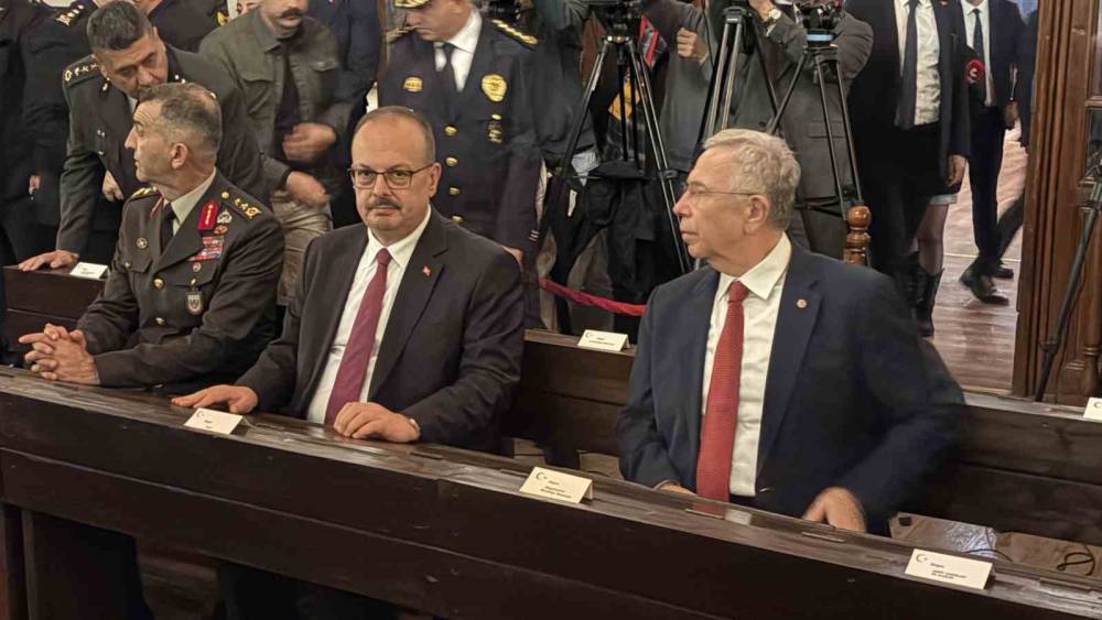 Vali Canbolat: "Ankara&rsquo;mız milli m&uuml;cadelenin merkezi, cumhuriyetimizin de doğduğu yer oldu"
