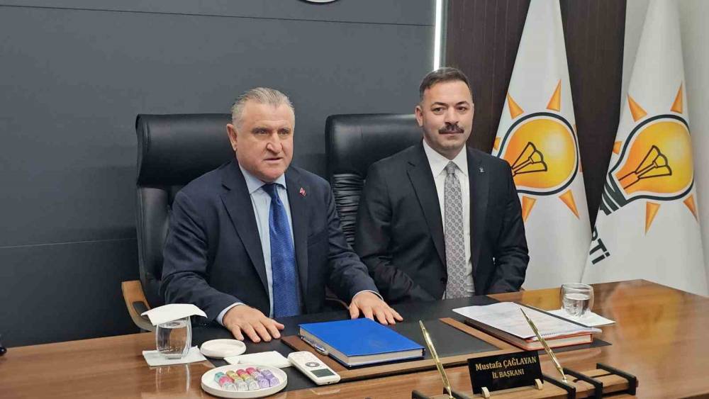 Bakan Aşkın Bak Zonguldak Valiliği ve AK Parti&rsquo;yi ziyaret etti
