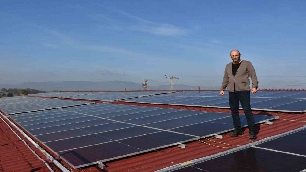 Germencik Belediyesi&rsquo;nin g&uuml;neş enerji sistemi devreye alındı
