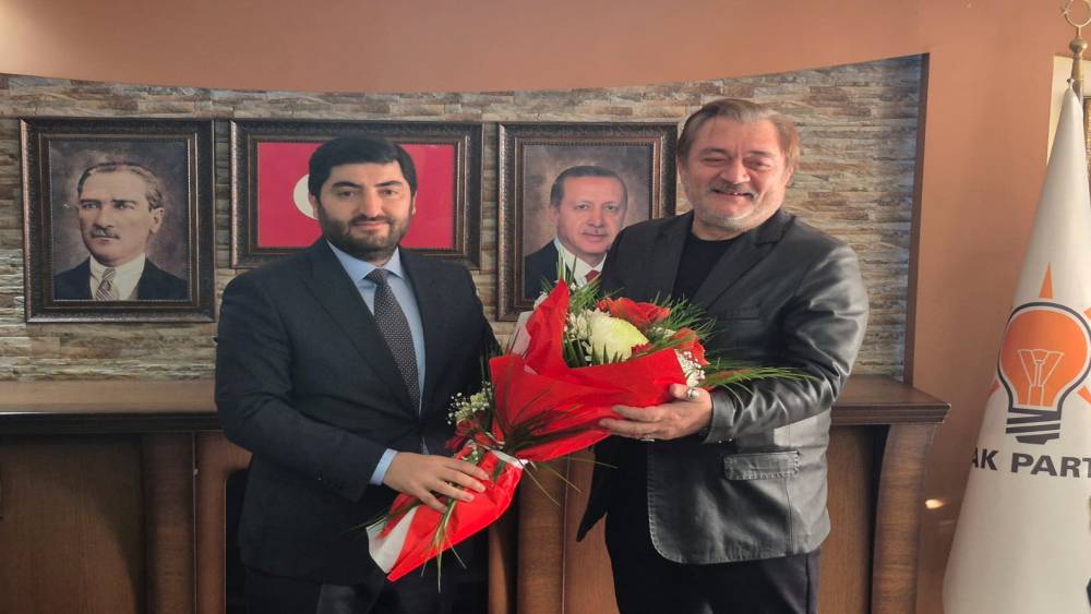 Etimesgut&rsquo;ta AK Parti&rsquo;de bayrak değişimi: İl&ccedil;e başkanlığına Yasin Şankazan atandı
