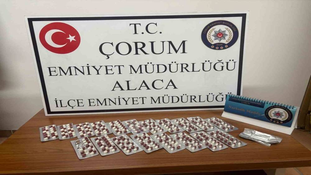 &Ccedil;orum&rsquo;da 266 adet sentetik ecza hapı ele ge&ccedil;irildi: 1 g&ouml;zaltı
