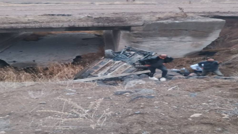 Sivas&rsquo;ta trafik kazası: 1 &ouml;l&uuml;, 2 yaralı
